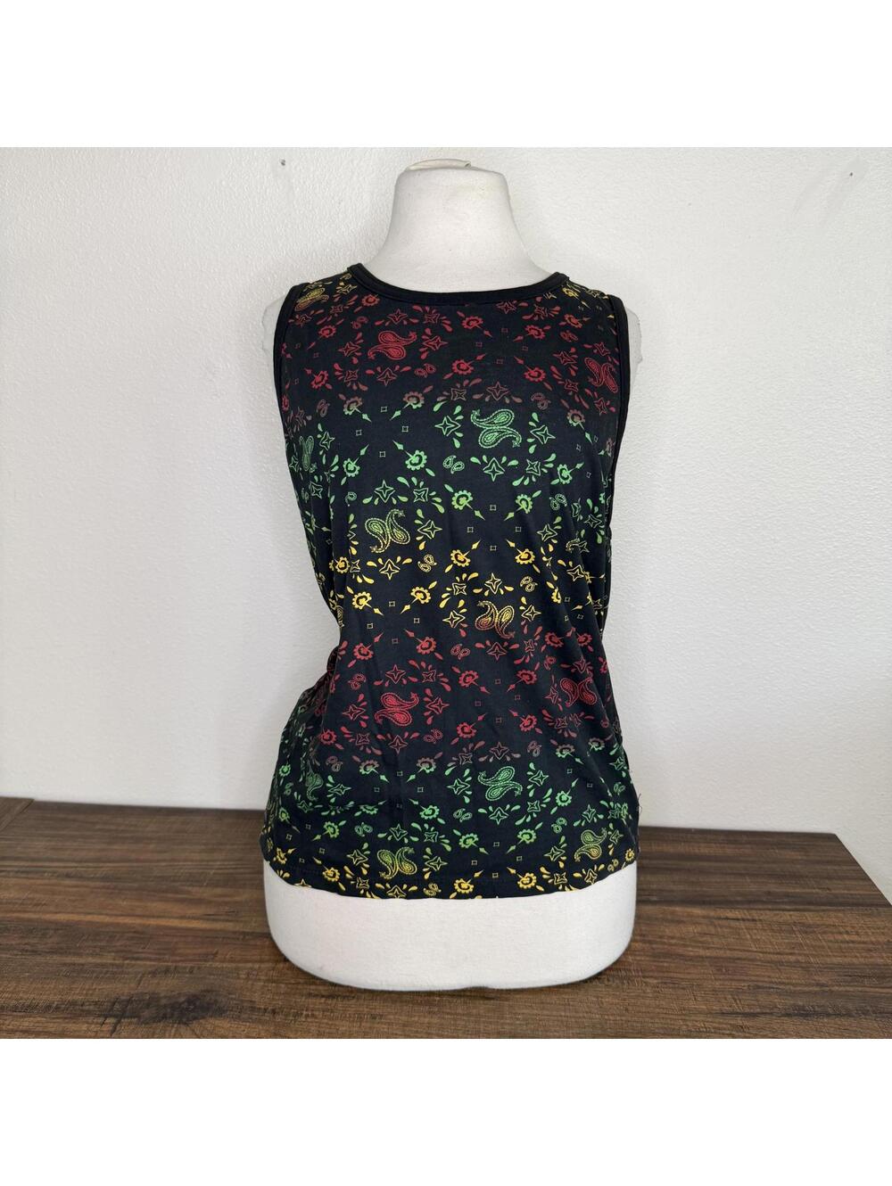 Retrofit Brand Sleeveless Tank Top Juniors Size S